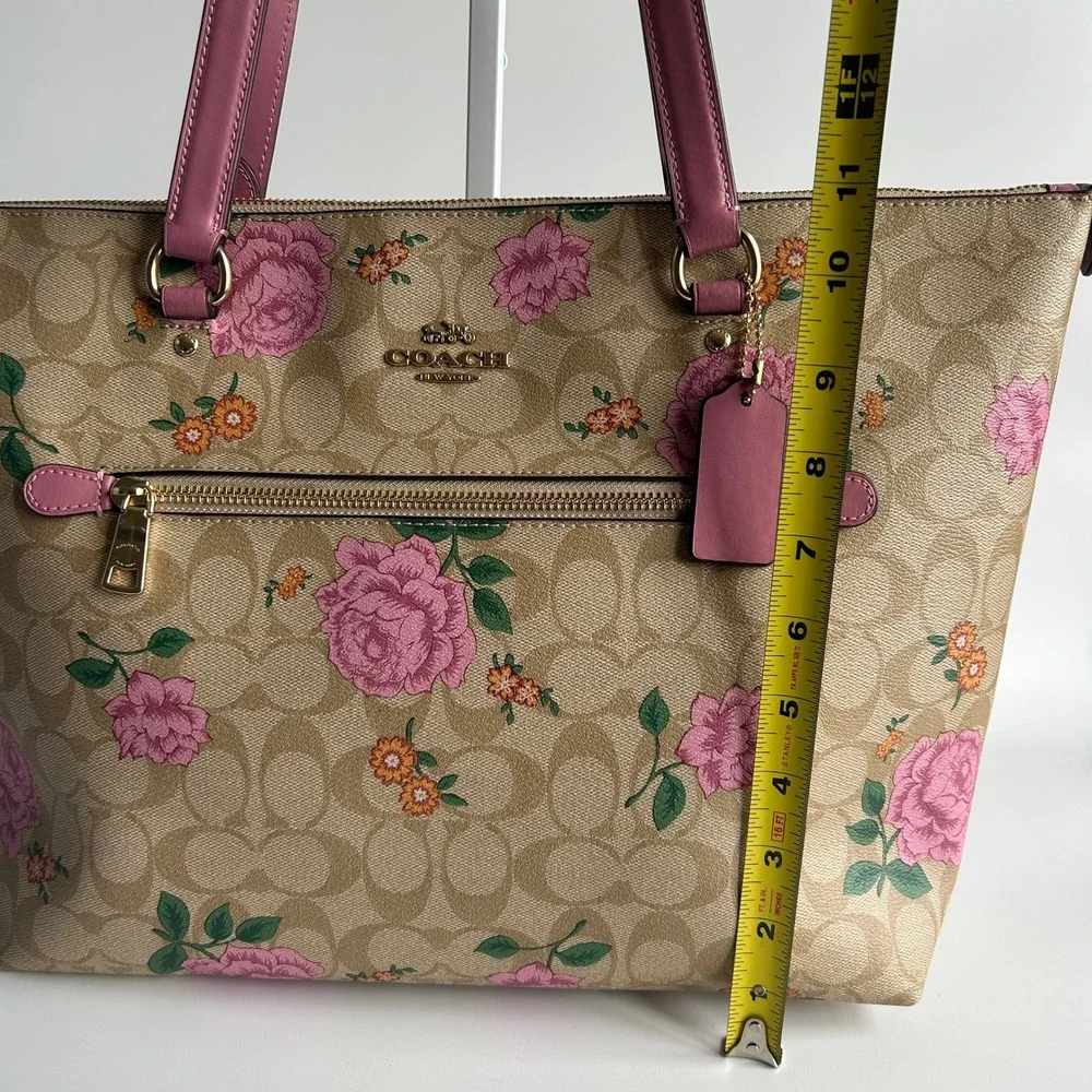 Coach Gallery Tote Signature Rose Print Khaki Pink Canvas Bag Excellent